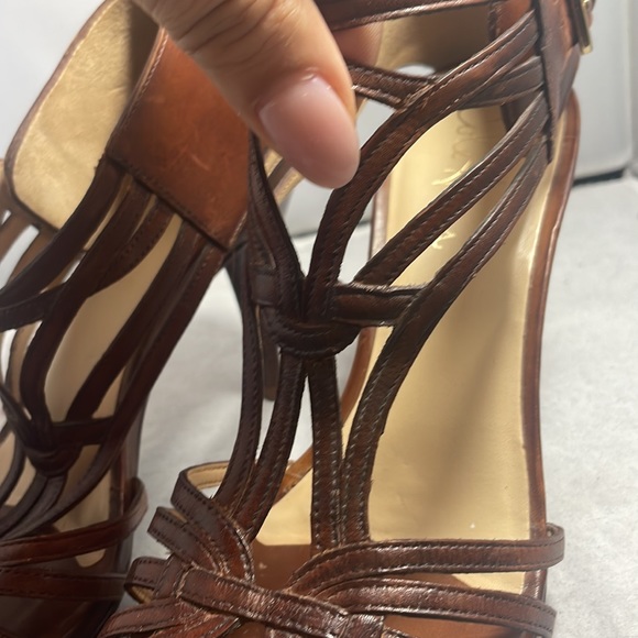 Cole Haan Verona Air T-Strap Brown Laser Cut Leather Open Toe Sandals Size 8 - Picture 8 of 13